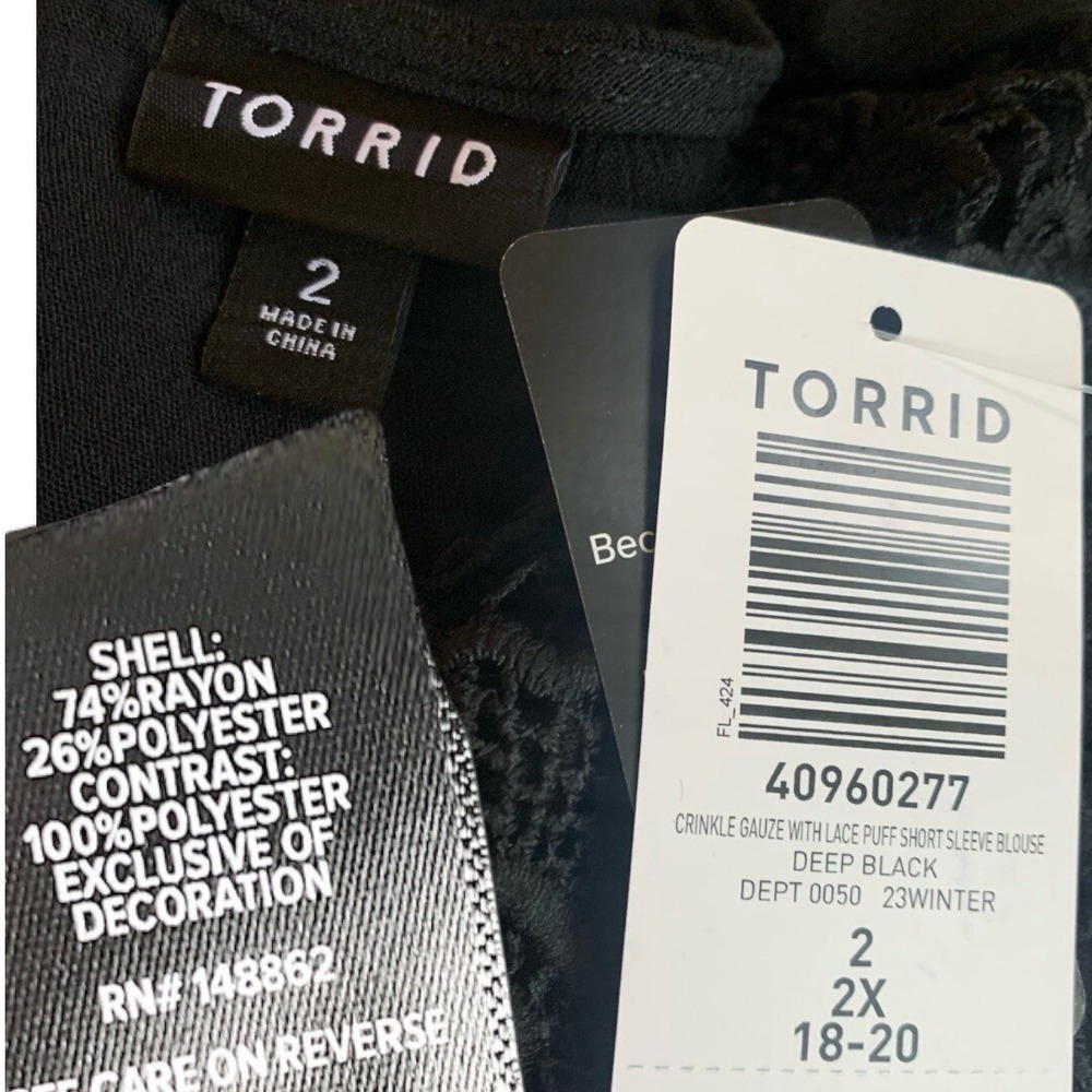 TORRID Crinkle Gauze With Lace Puff Short Sleeve Blouse NWT  Size 2X - Picture 8 of 8